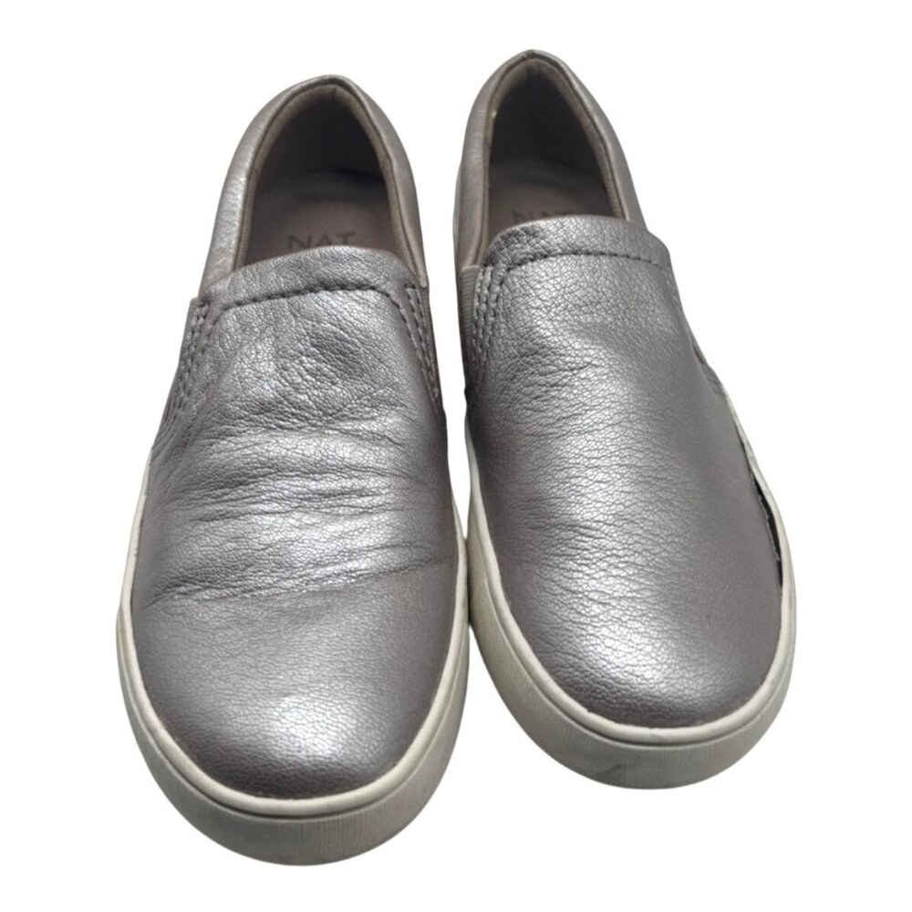 Naturalizer Women’s Pull on Metallic Platino Sneakers, Size 5